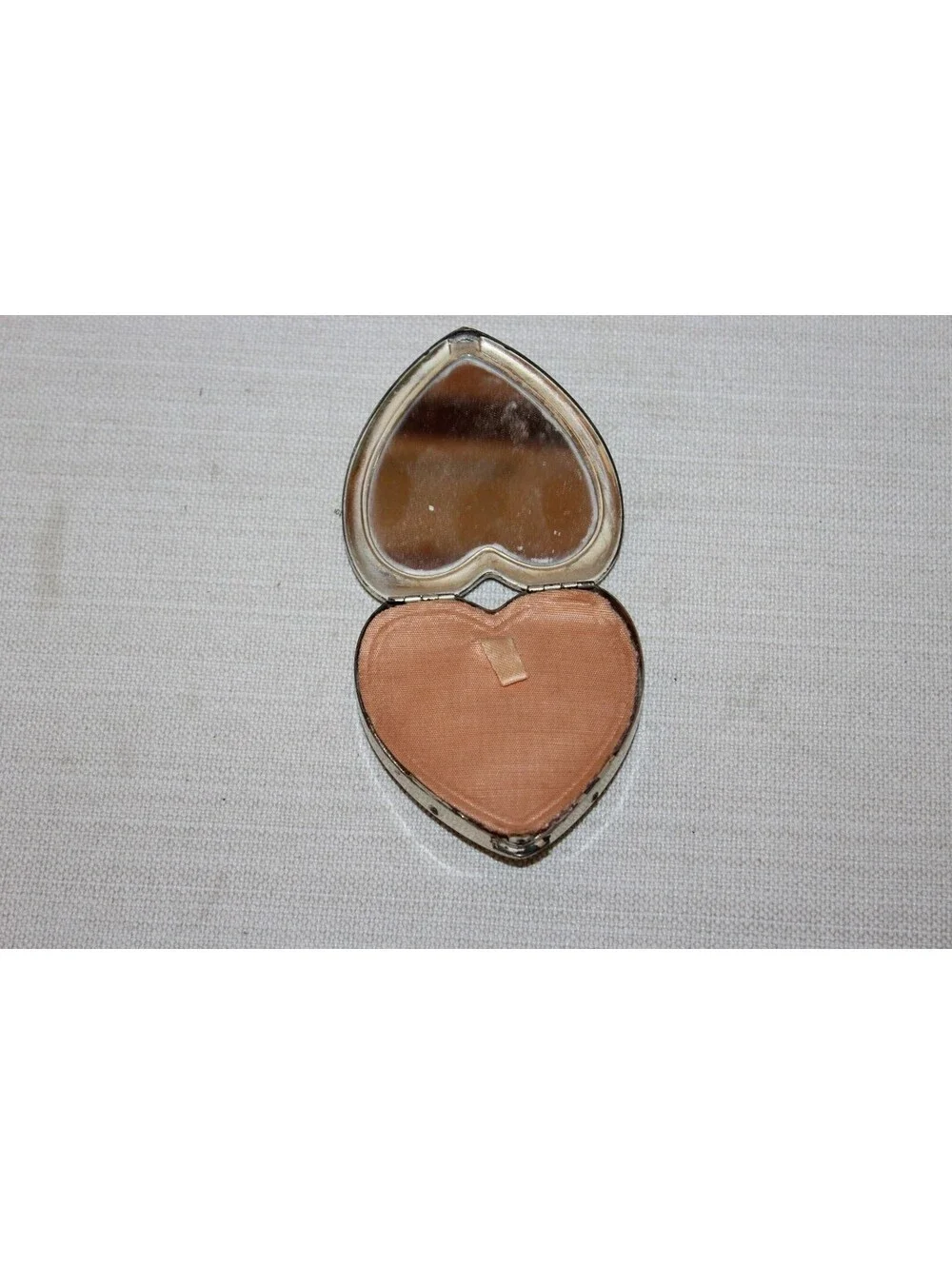 Vintage U.S. Navy Heart Shaped Compact Mirror Powder Puff Eagle Anchor Emblem